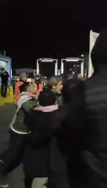 Güvenlik Görevlileri Ateş Açtı!