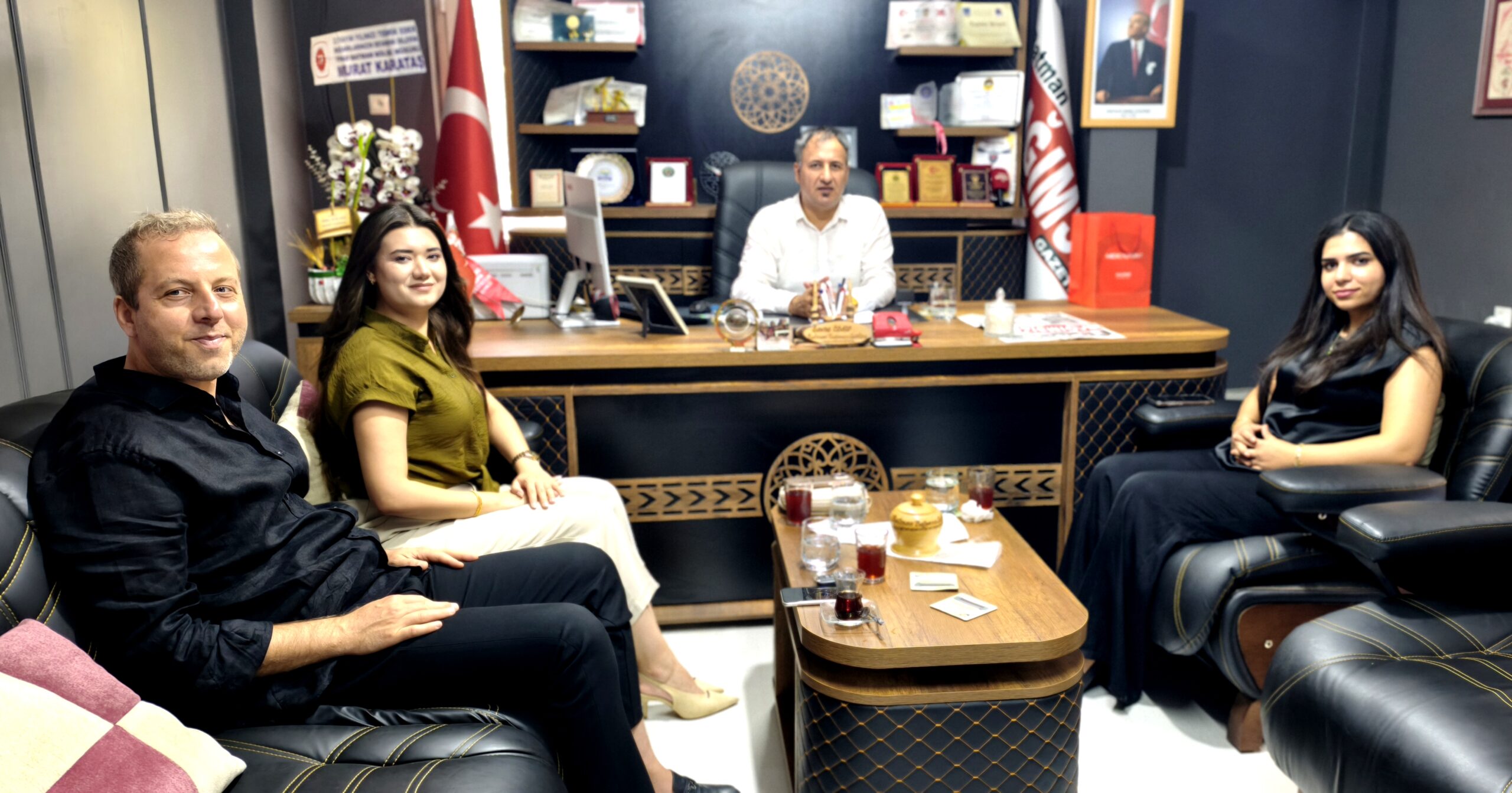 MEDICAL POINT YÖNETİMİNDEN ÖNER AİLESİ İÇİN GAZETEMİZE TAZİYE ZİYARETİ